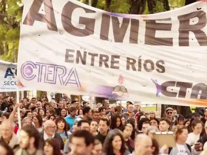 Docentes entrerrianos realizarán un paro de 24 horas en reclamo de mejoras salariales