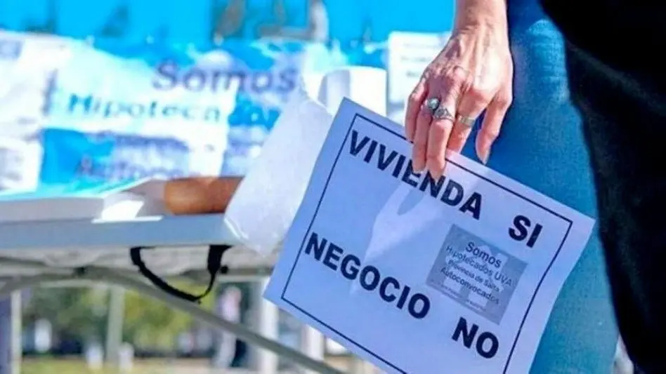 "Si hoy vendemos nuestras casas, muy pocos cubrimos las deudas generadas y nos quedamos sin nada"