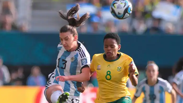 La Argentina reaccionó y rescató un empate ante Sudáfrica. Ahora enfrentará a Suecia