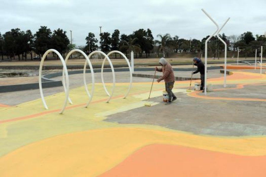 Temporada de verano: Comenzaron las tareas en los parques del Sur y Garay