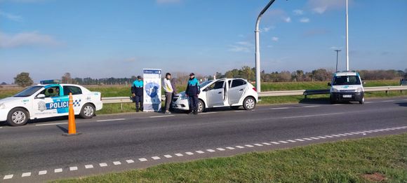 Policía Vial recuperó auto robado durante operativo en ruta 9