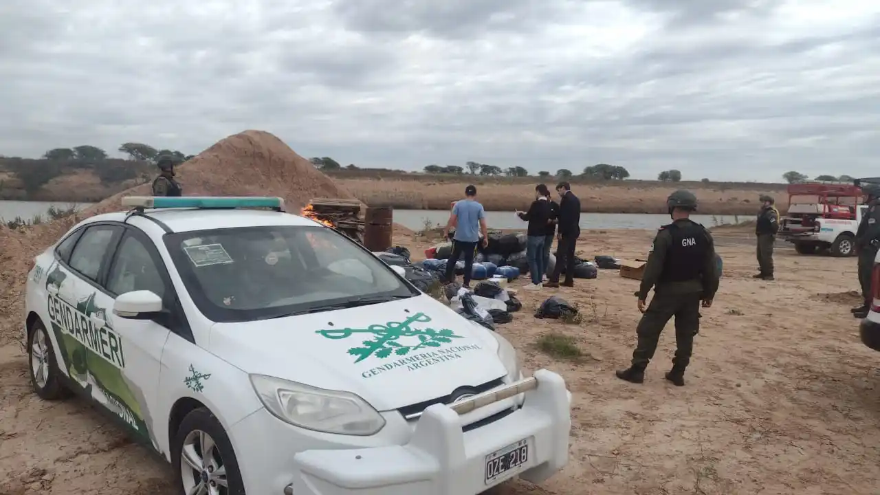quema de droga incauda justicia federal rafaela gendarmería nacional - 3