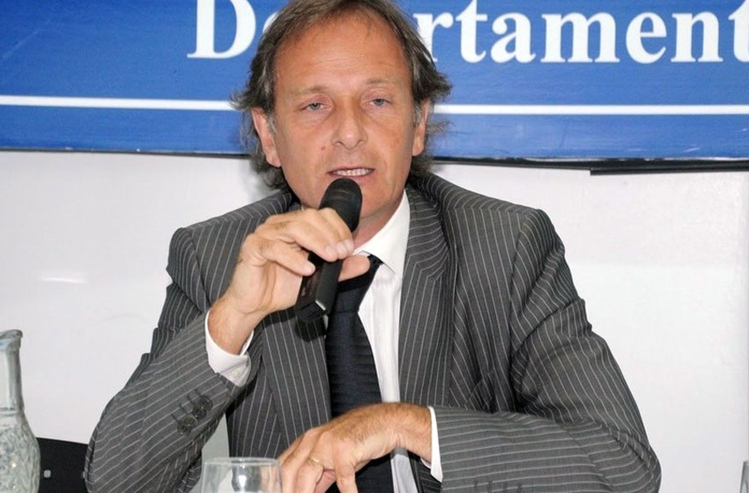 Jorge Delhon se suicidó al ser acusado por Burzaco de recibir coimas