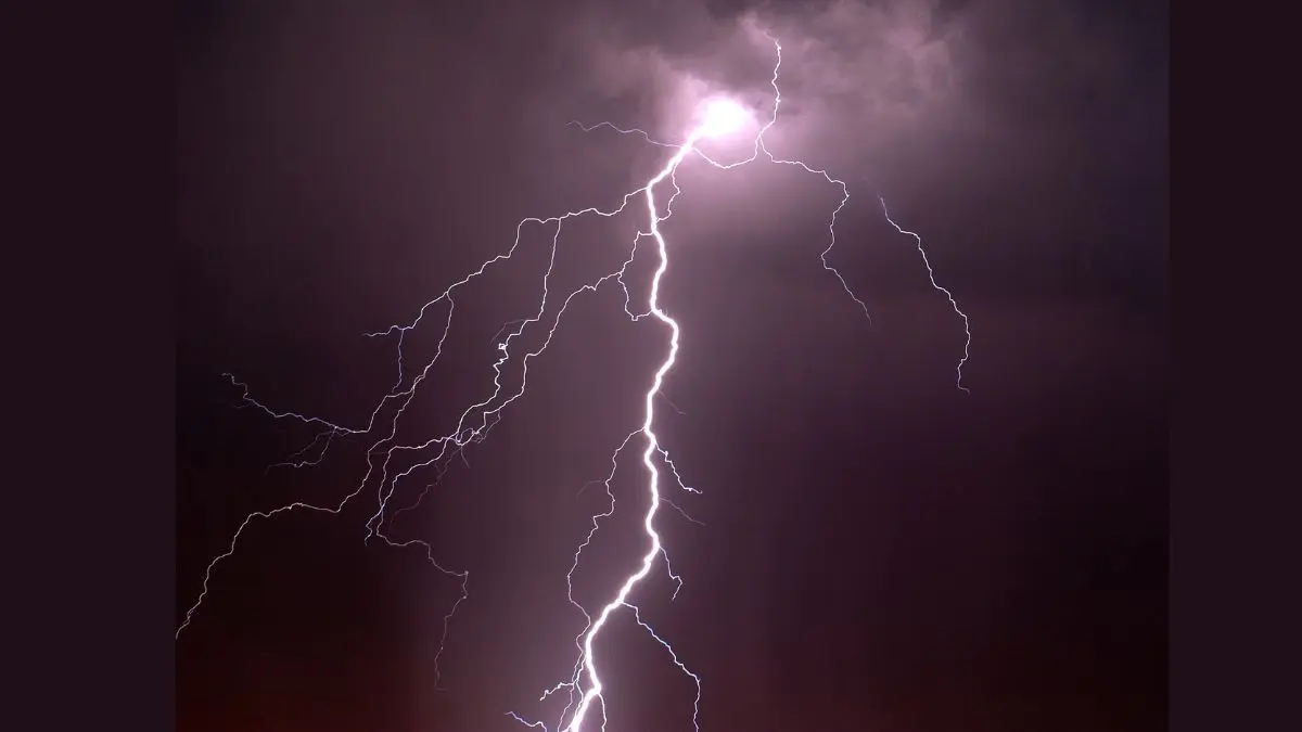 EN TIEMPOS DE LLUVIAS: Lo que debes saber para evitar que te caiga un rayo