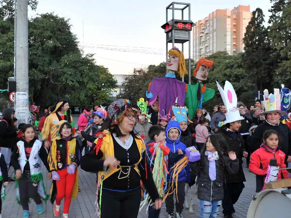 Una nueva edición del Festival deTíteres llega a las escuelas y al Teatrillo 