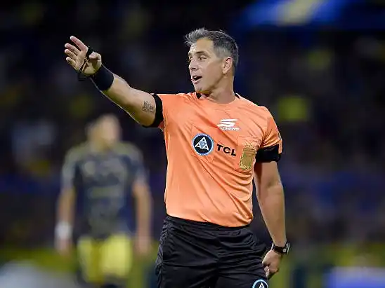 Confirmaron los árbitros para los cruces de cuartos de final