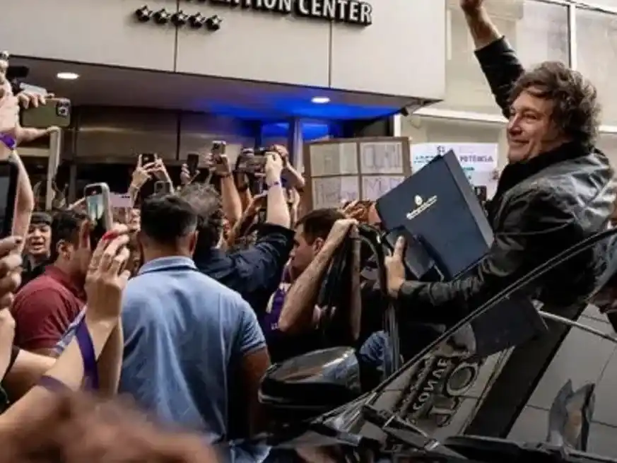 Javier Milei no ganó por gritar. Ganó por desarrollar estrategias acordes a datos cuantitativos y cualitativos. Muchos argentinos no quieren regresar al pasado que asocian con el kirchnerismo.