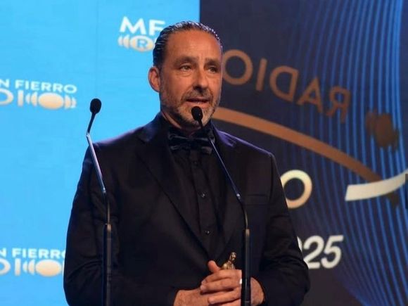 El emotivo mensaje de un locutor bonaerense tras ganar el Martín Fierro de Radio que conmovió a Quequén y Necochea