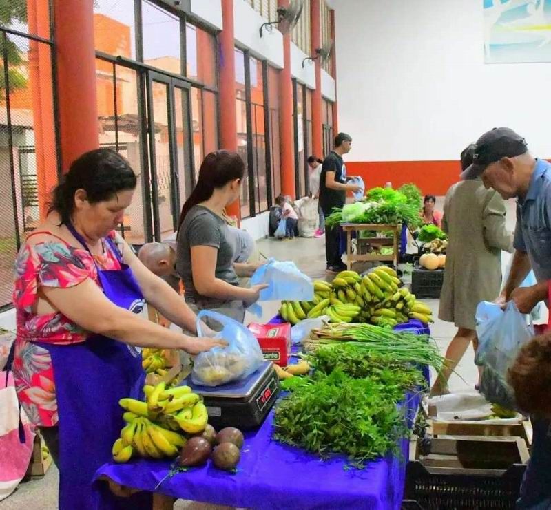 Buena jornada de ventas en las
ferias paipperas de la ciudad