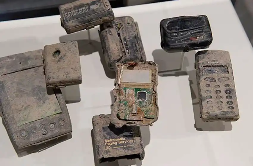 La desgarradora colección de objetos recuperados de la destrucción de los atentados del 11 de septiembre