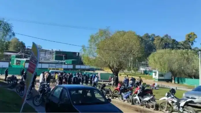 Trabajadores de Granja Tres Arroyos hicieron una olla popular en la planta