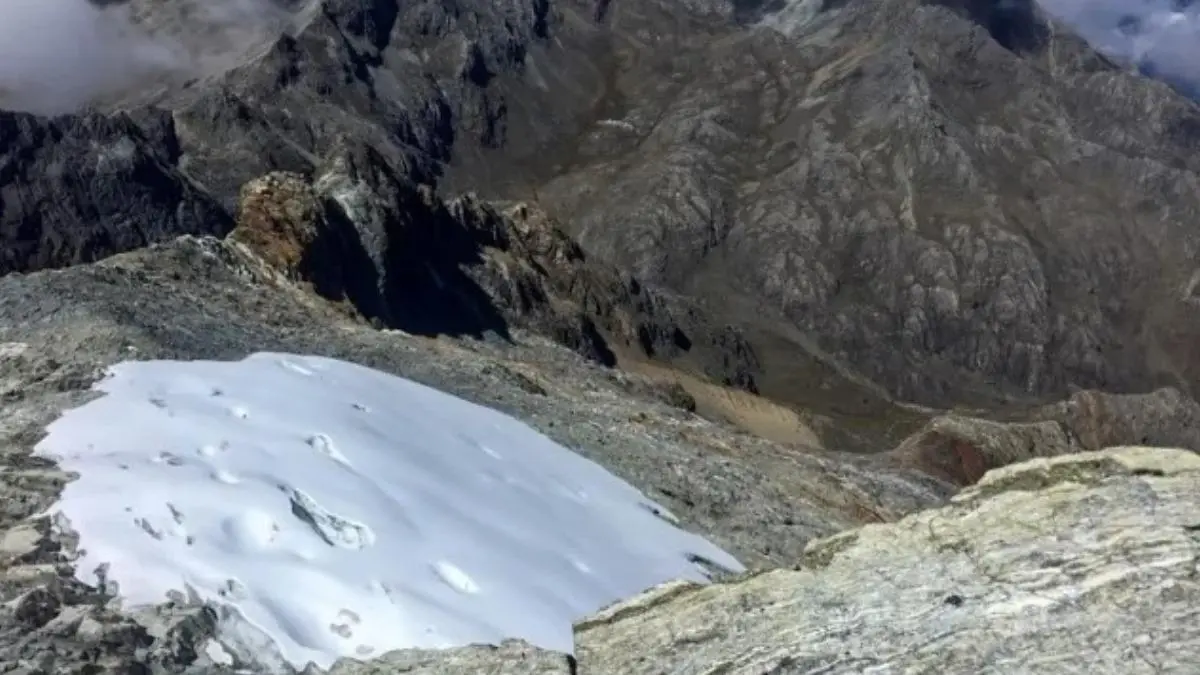 Aplican técnica desesperada para tratar del salvar el ÚLTIMO GLACIAR DE VENEZUELA