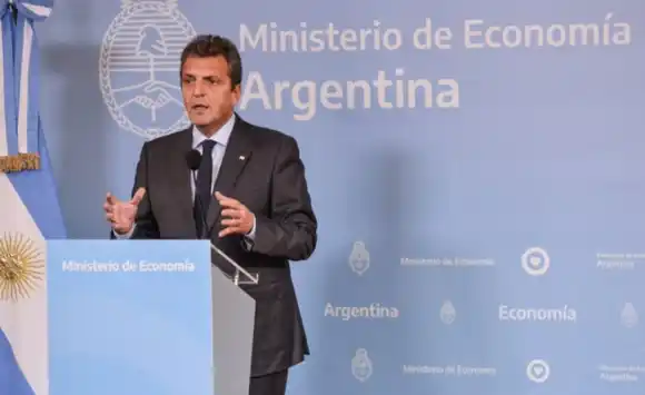 El gobierno anunció un bono de $45 mil para jubilados a pagar en tres meses