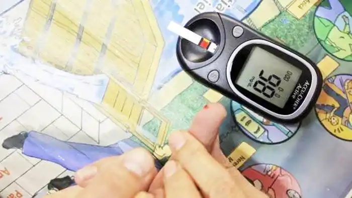 Tener el azúcar alto, aunque no seas diabético,  aumenta el riesgo de muerte en  pacientes COVID-19