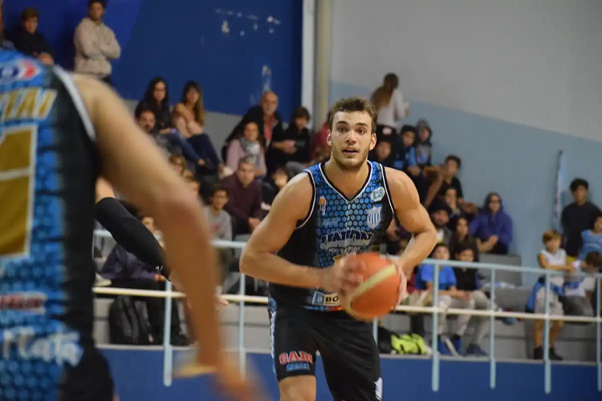 Unión empezó el playoff con un triunfo
