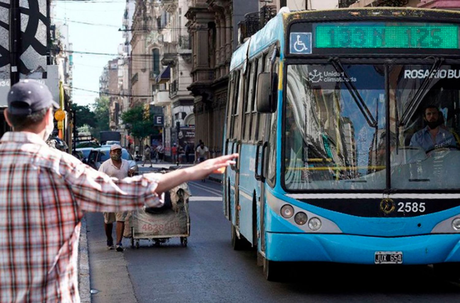 Aumentan 40% las compensaciones al transporte público del interior