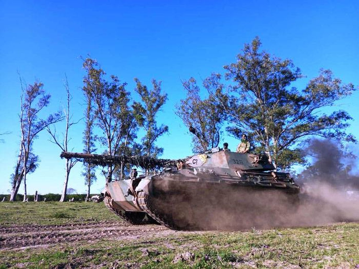 Ejercicios  de Tanques  en Entre Ríos