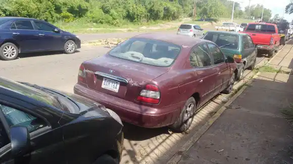 QUÉ PADECIMIENTO CON LA GASOLINA! Ya cuando estaban resignados a la cola… ahora no llega la cisterna