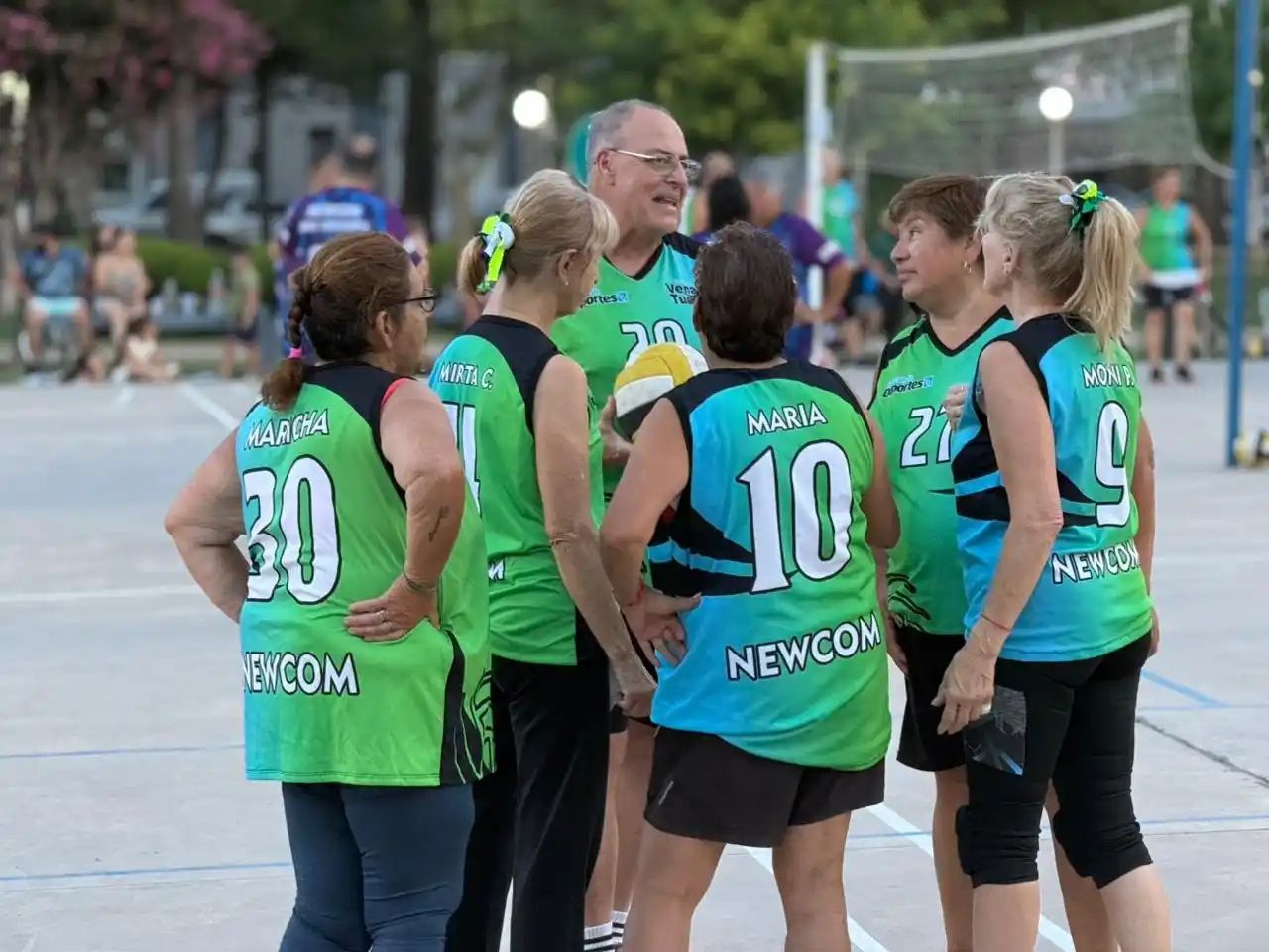 Actividad deportiva en el playón municipal. Foto: MVT
