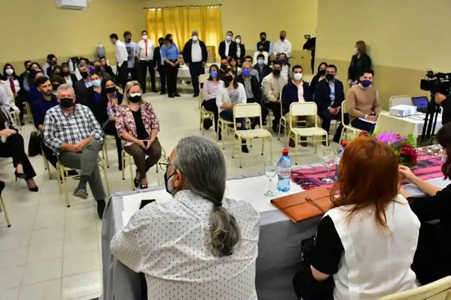 La provincia y Nación trabajan en el
fortalecimiento del Nivel Secundario