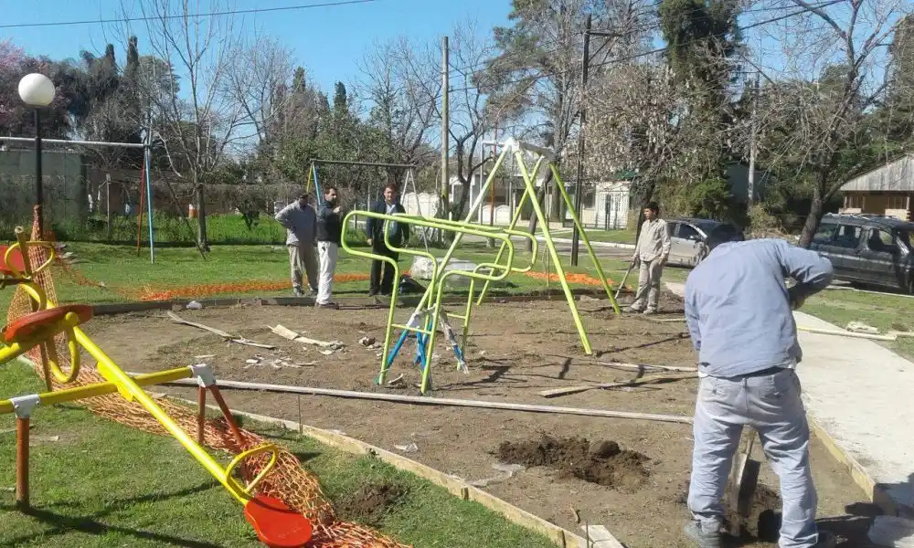 Sauce Viejo: Avanza la construcción de una plaza inclusiva