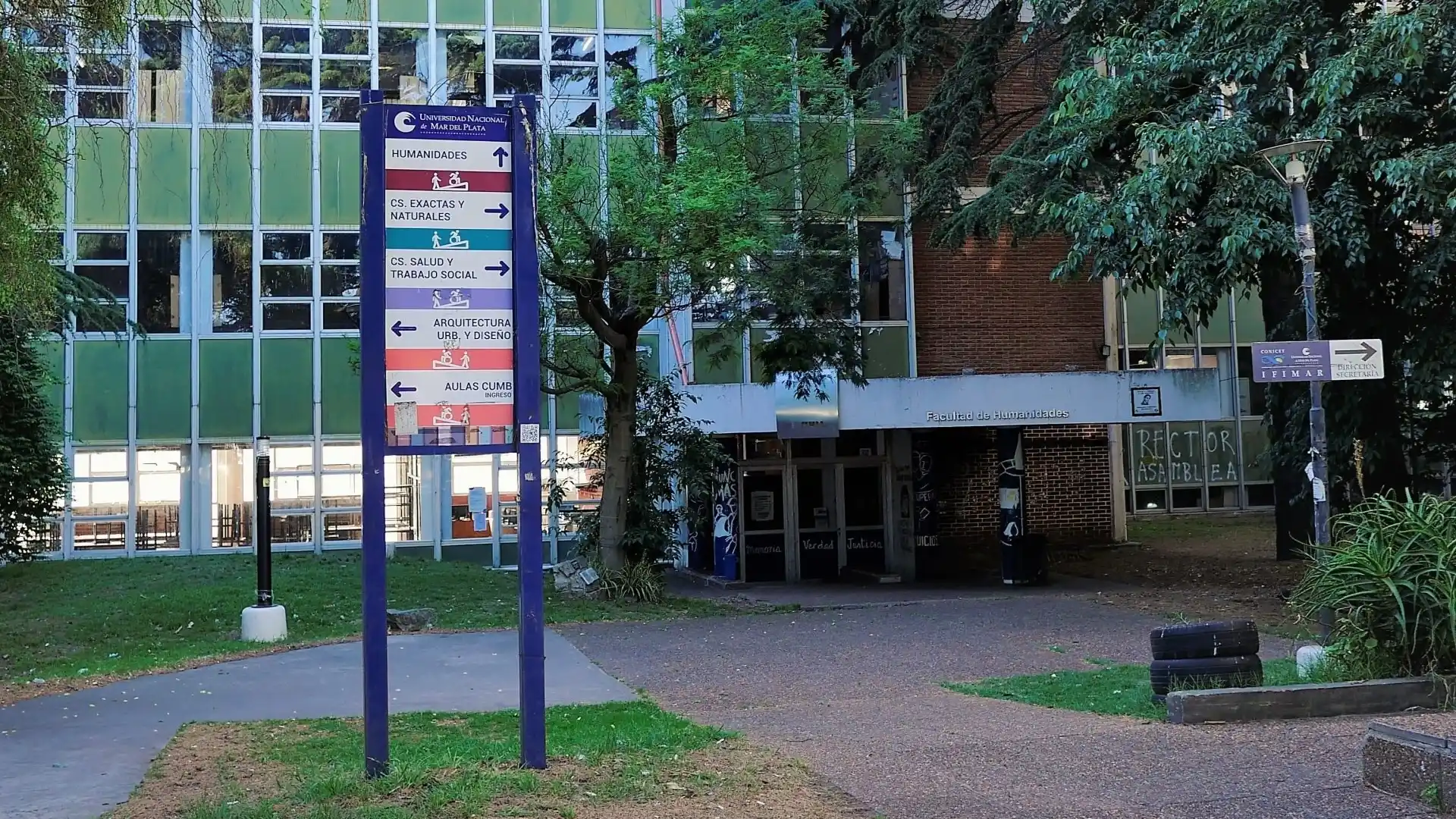 El Complejo Universitario no tendrá actividades académicas por el resto del martes.