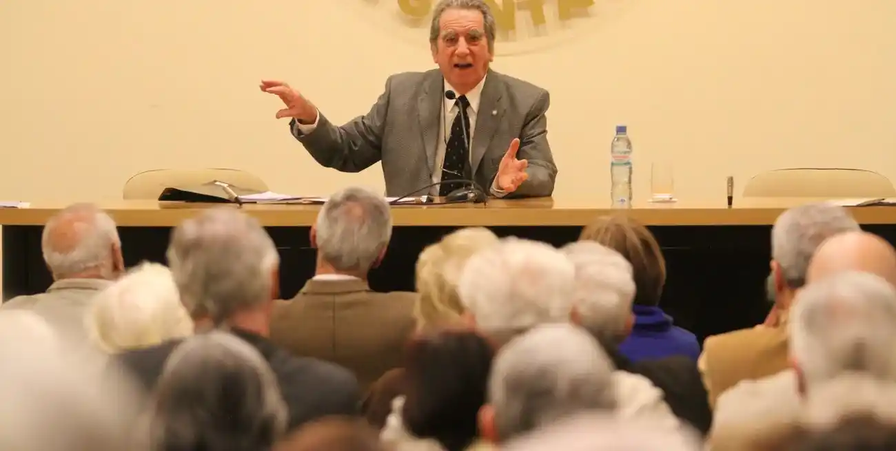 Danilo Kilibarda, durante el acto por los 50 años de la actual Constitución, en 2012. Archivo El Litoral