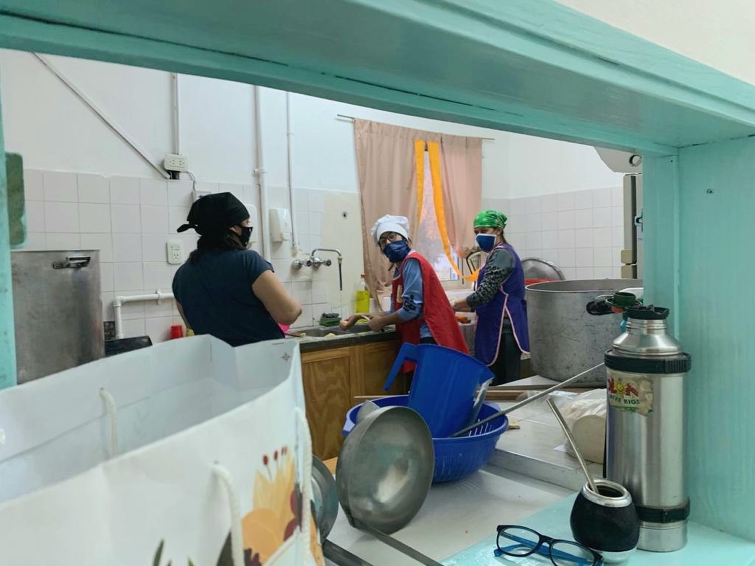 La Sociedad Rural realizó una donación al comedor de Madres Cuidadoras