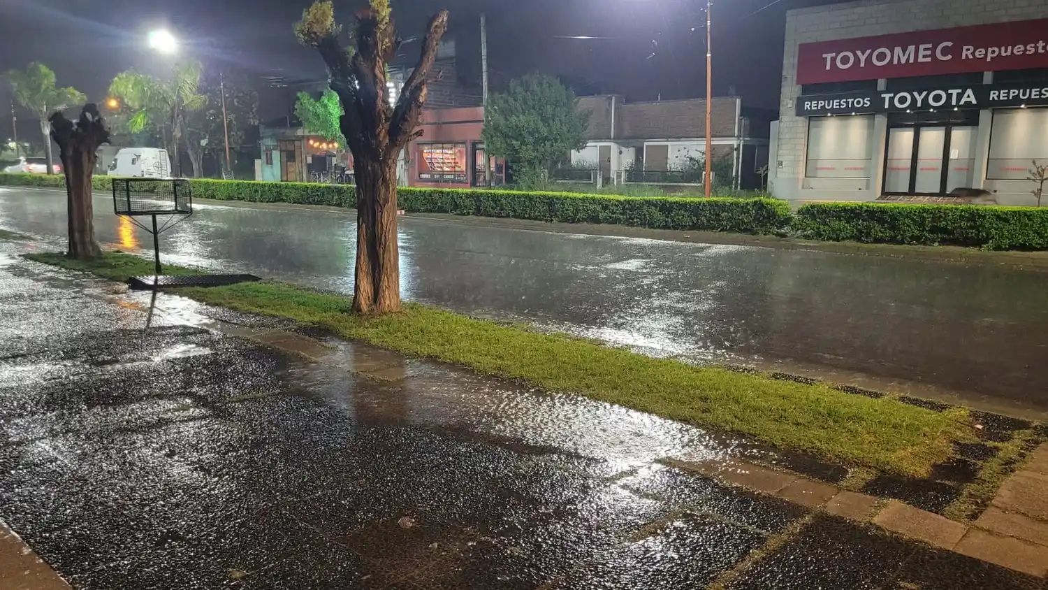 Algunas tormentas pueden ser localmente fuertes