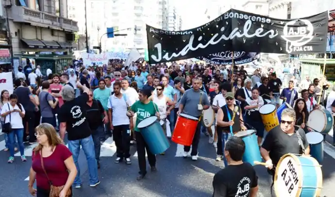 Sigue el conflicto con los judiciales bonaerenses: Paro por 48 horas y movilización