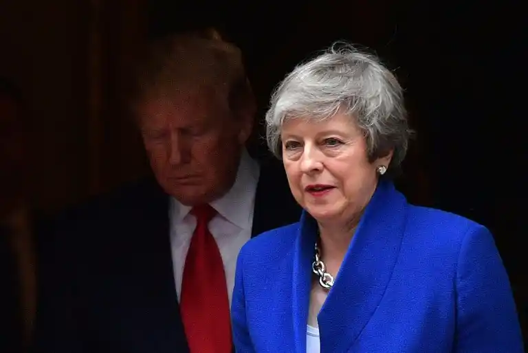 Theresa May dejó las riendas del Brexit y habilitó la carrera para su sucesión
