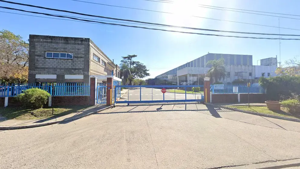 Crisis autopartista: dos empresas tendrán que cerrar por el fin de la producción nacional de la reconocida camioneta