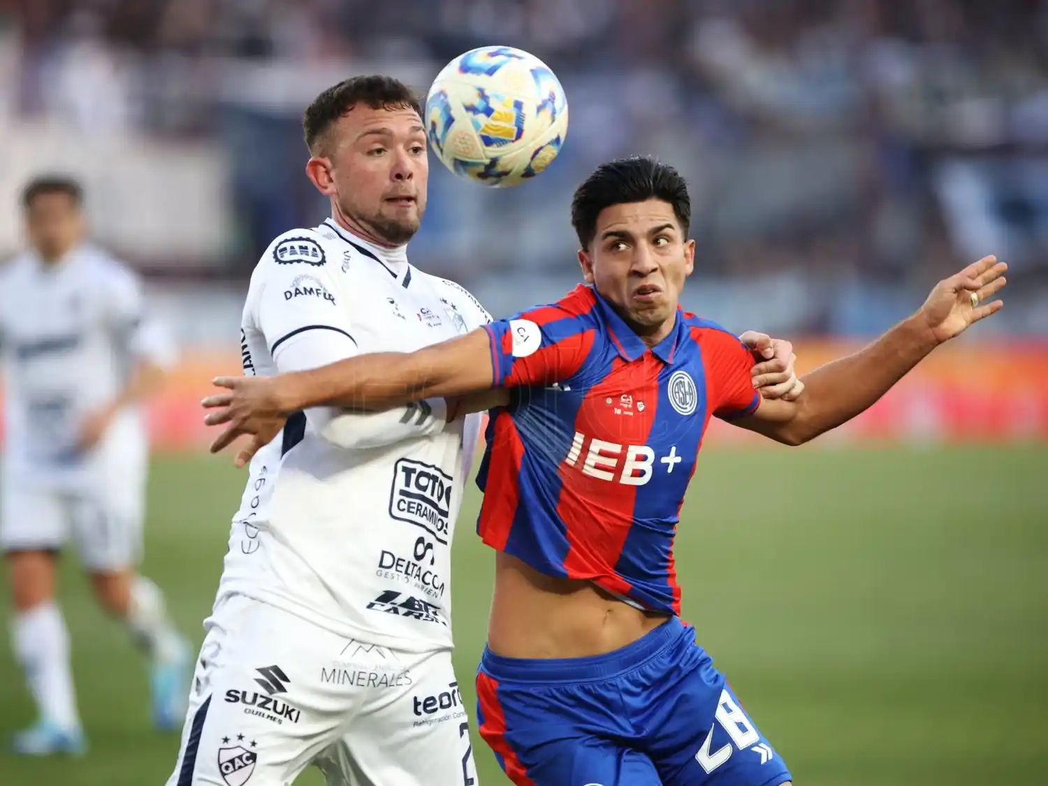 San Lorenzo sufrió hasta los penales para clasificar
