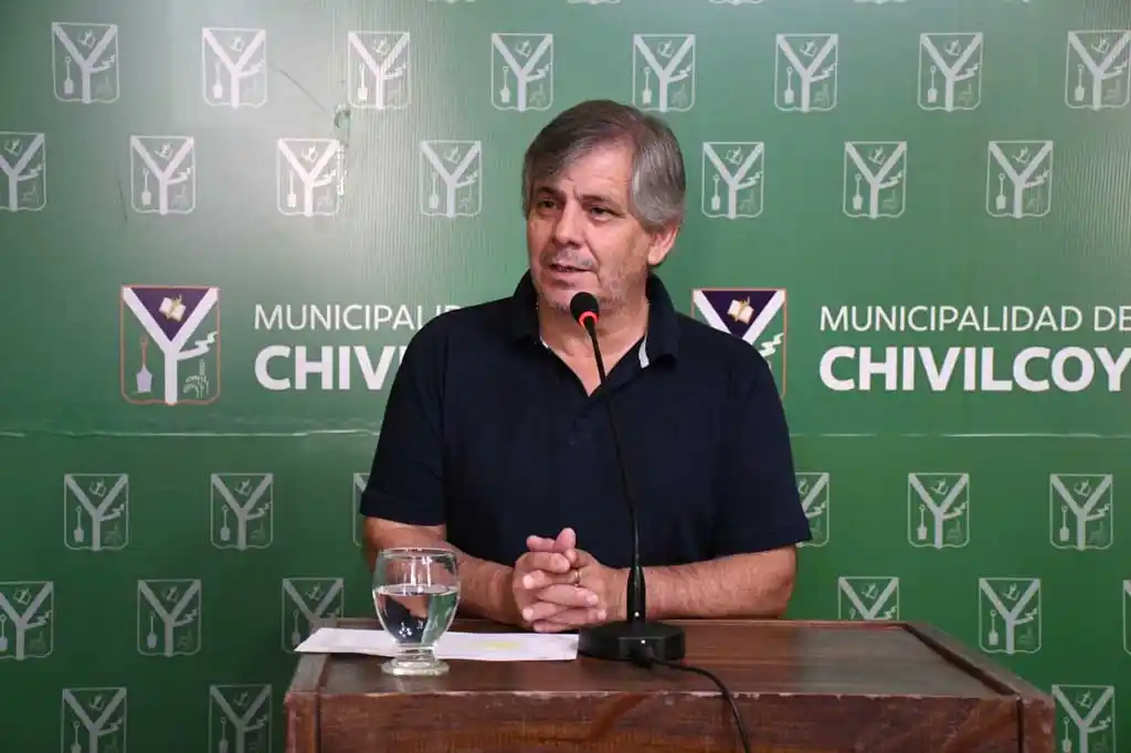 Britos desmintió que en Chivilcoy destinen $200 millones a 8 personas no binarias: "Pretenden ensuciar la gestión"