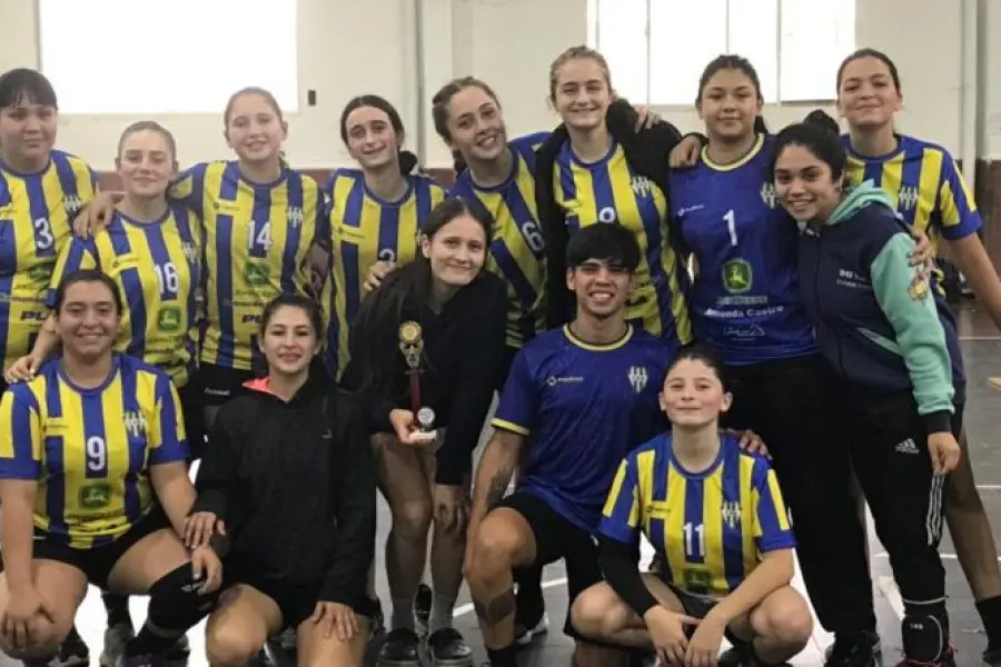 Interesante torneo de handball organizado por Almagro