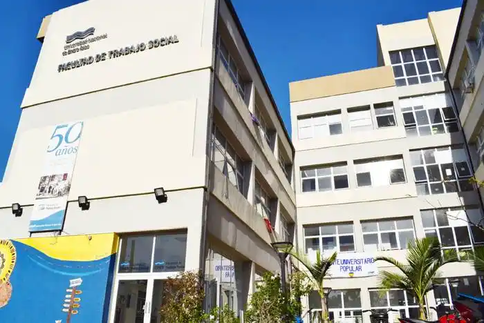 UNER  Ciencia Política y Trabajo  Social
