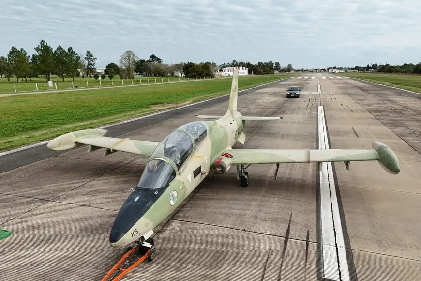 Santa Fe avanza en la protección del legado de Malvinas con el Aermacchi de Owen Crippa como patrimonio cultural