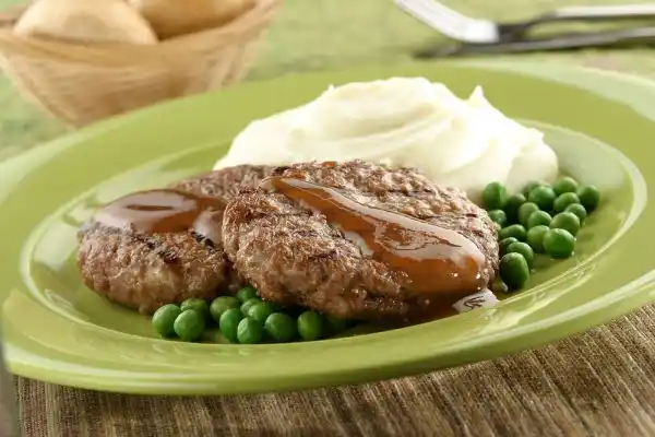 Hoy El Día está para hamburguesas caseras con puré