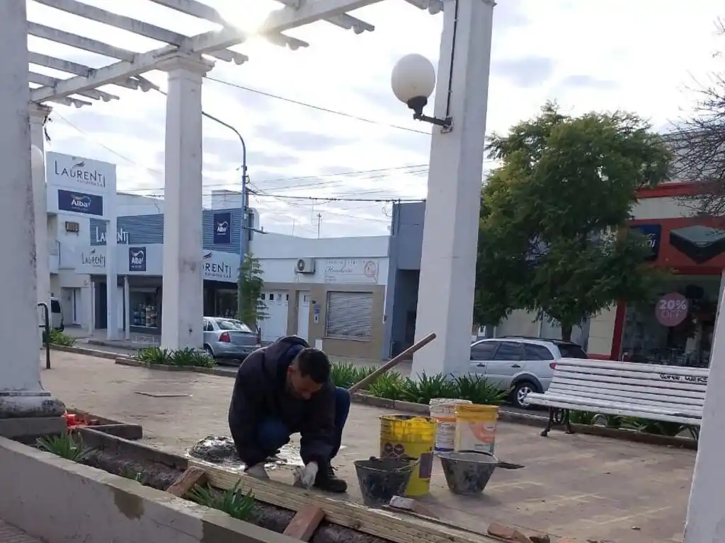 Se realizan trabajos de reacondicionamiento de la Pérgola