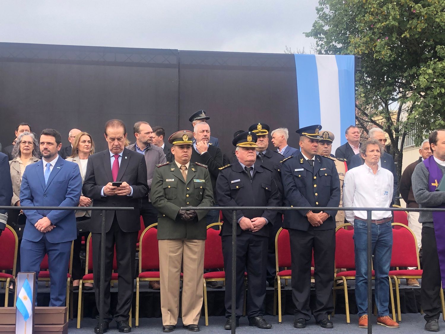 Avellaneda recordó el Día de la Bandera con un desfile cívico militar