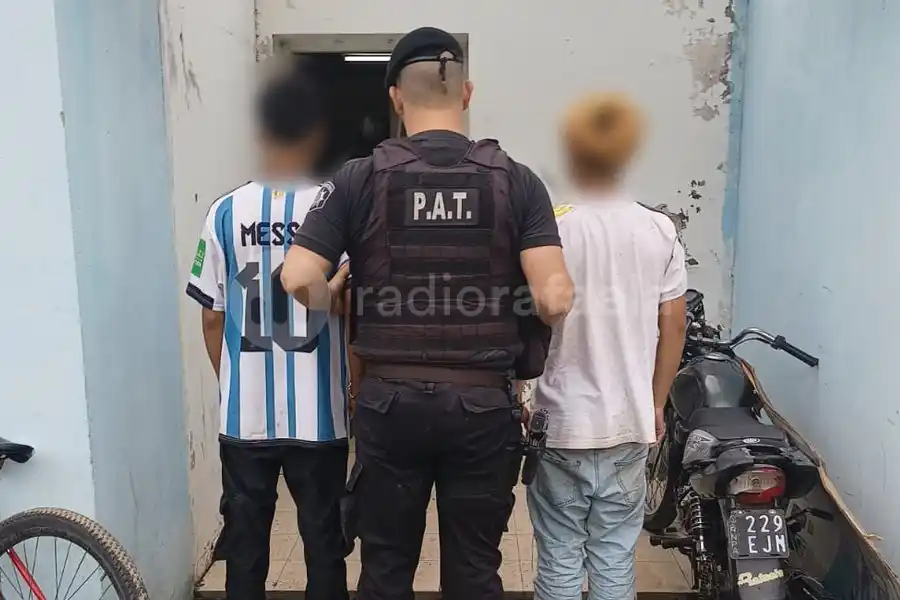 Dos menores de 17 y 14 años terminaron en comisaría: les secuestraron una cuchilla y una bici