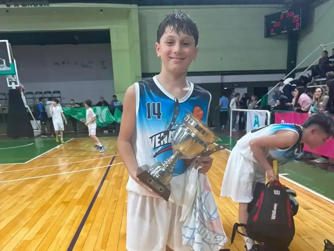 Martino Meglia fue parte de la Selección Venadense que se quedó con el tercer puesto en el Interasociaciones que se jugó a principios de junio en San Vicente y Sastre.