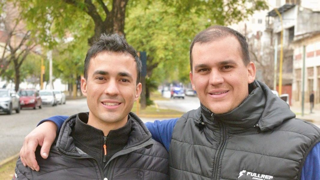 Mariano y Maximiliano correrán el rally local.