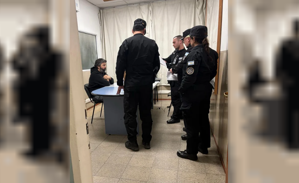 Ariel García Furfaro en Ezeiza