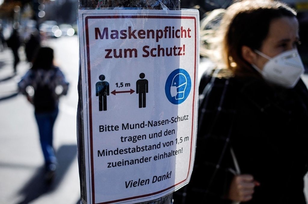 Alemania restringe el acceso a los lugares cerrados