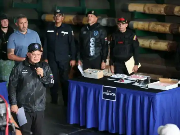 INCAUTAN otro ARSENAL en Anzoátegui: Cabello implica a la oposición