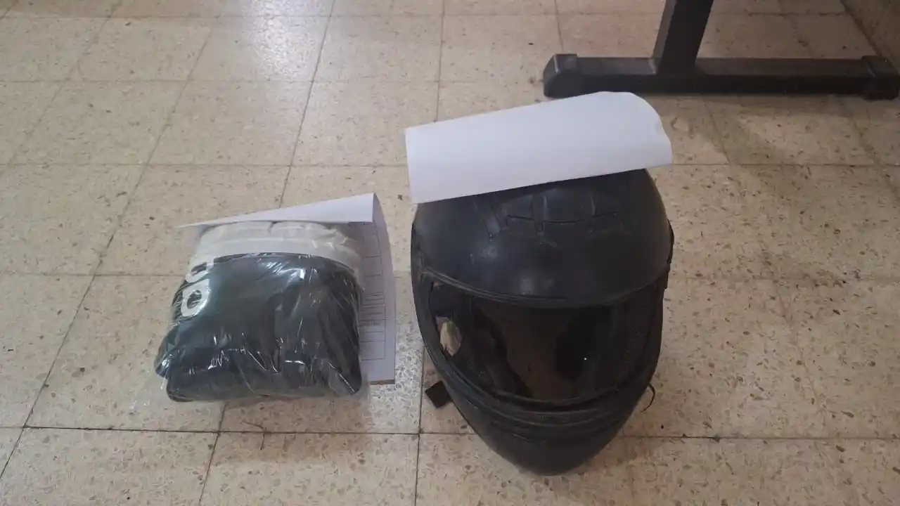 Material incautado por la policía.