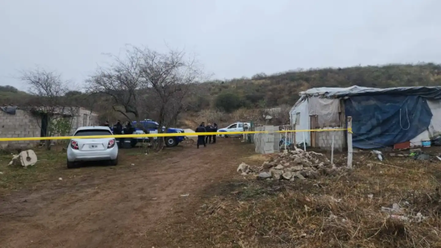El caserío donde vivían las nenas y murieron por el incendio. (Foto: el doce)