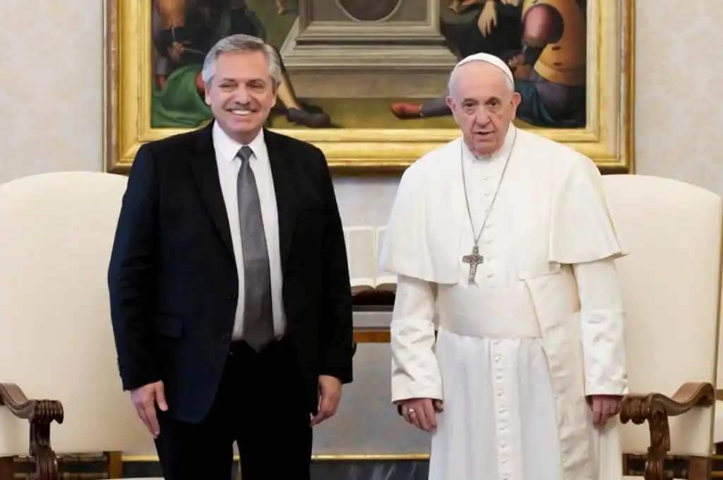 El Presidente felicitó al papa Francisco en el octavo aniversario de su pontificado