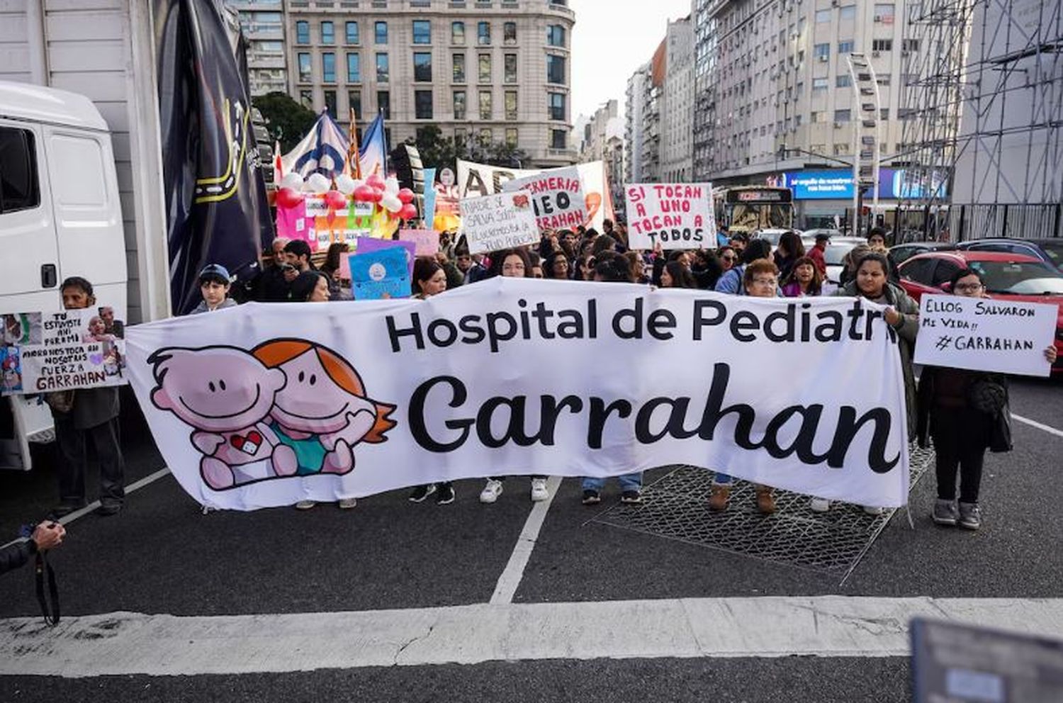 Diputados: la oposición logró dictamen para declarar la emergencia en pediatría y el financiamiento del Garrahan